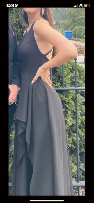 długa czarna sukienka