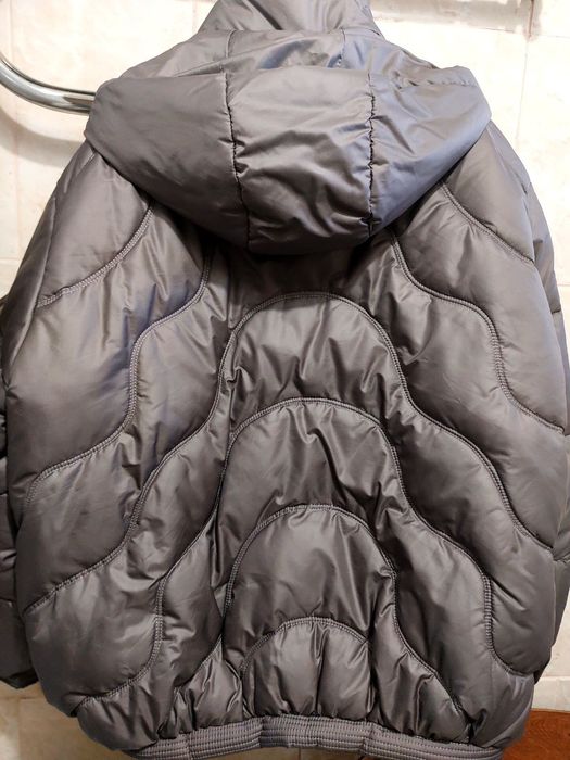 Продам зимову куртку  нова не підійшов розмір