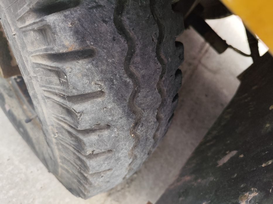 Львівський навантажувач 40810 погрузчик