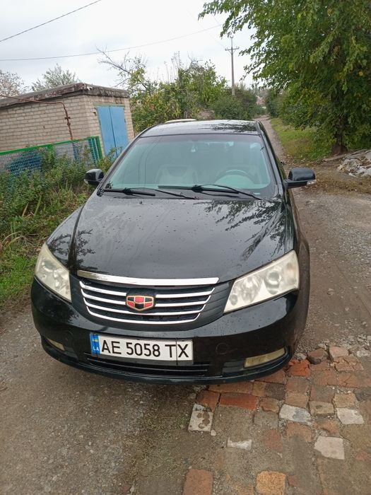 Авто на полном ходу.