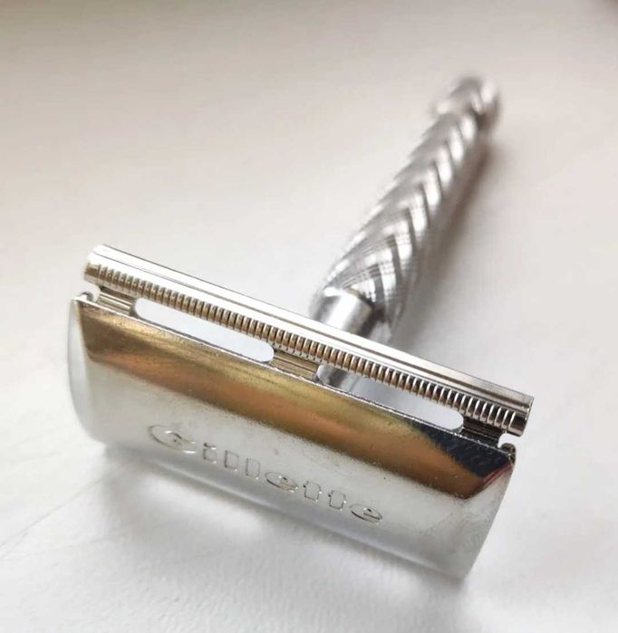 Несессер для бритья