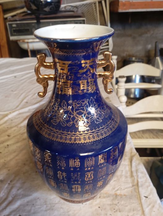 Vendo esta peça muita bonita bom estado