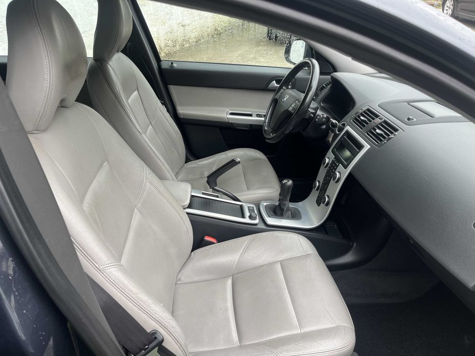 Volvo V50 1.6D 2010