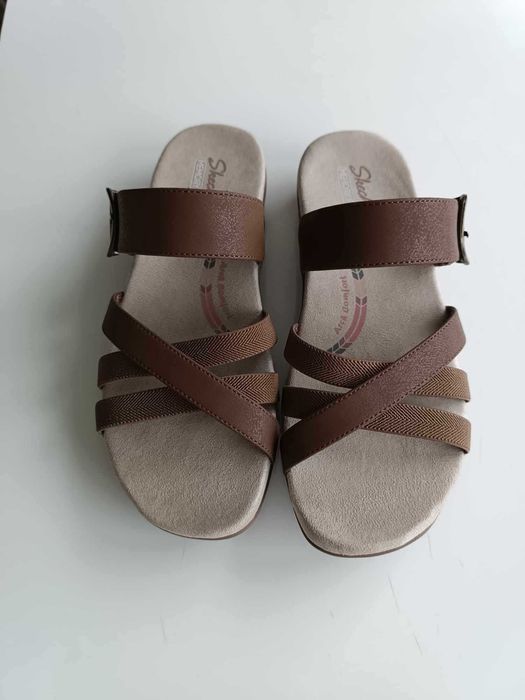 Sandália de senhora marca Skechers
