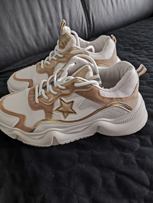 Buty damskie snakersy