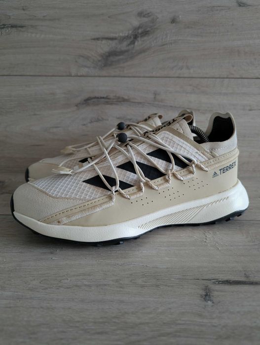 Кроссовки б/у Адидас Adidas Terrex Voyager 21 41 р 26 см унисекс