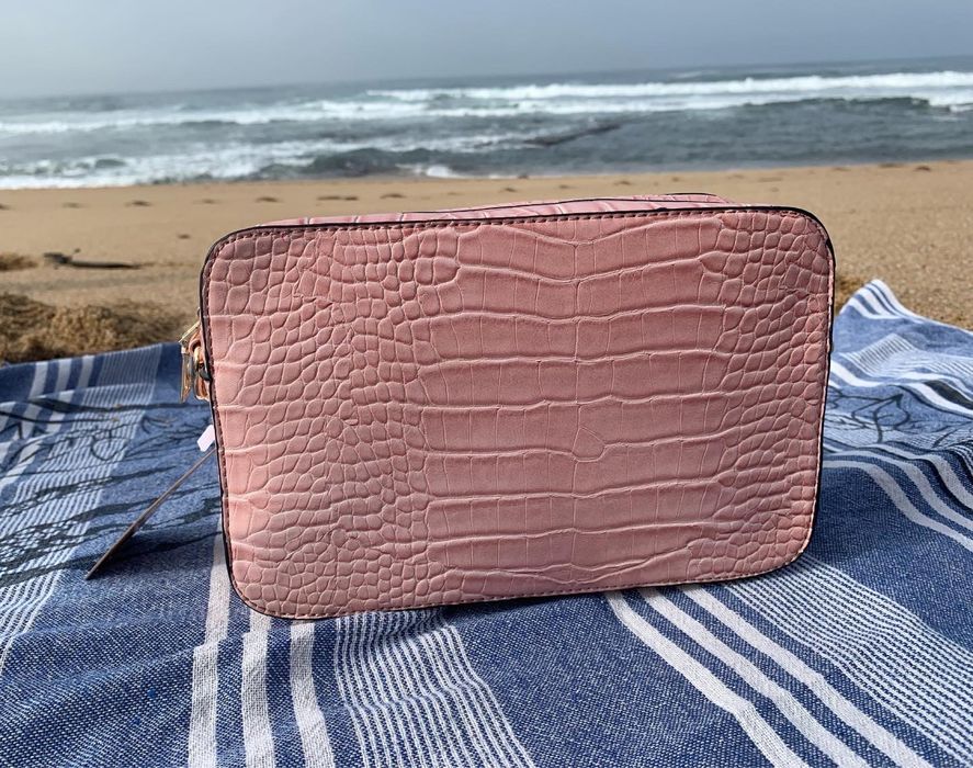 Mala tira colo cor de fosa