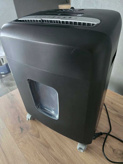 niszczarka Amazon Basic