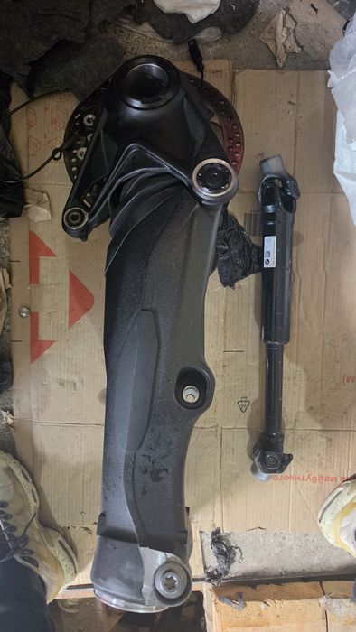 Продам Bmw R1300GS-ADW перья вилка-амортизатор- траверсы