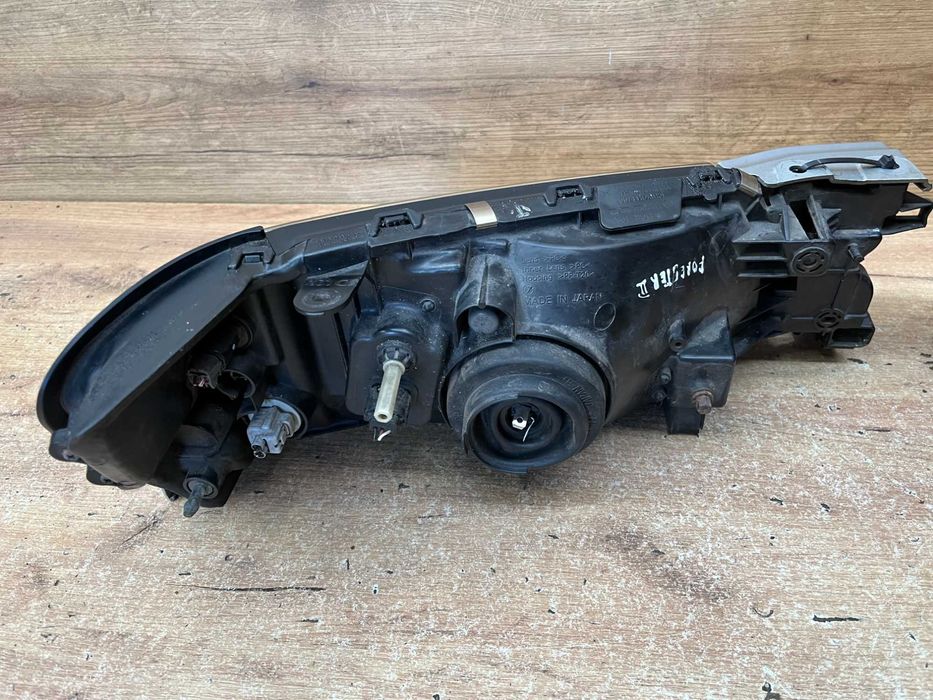 Lampa/reflektor przedni lewy prawy Subaru Forester II