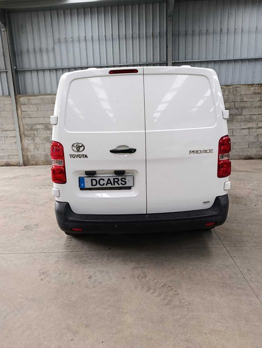 TOYOTA PROACE 1.5D C/IVA DEDUTIVEL