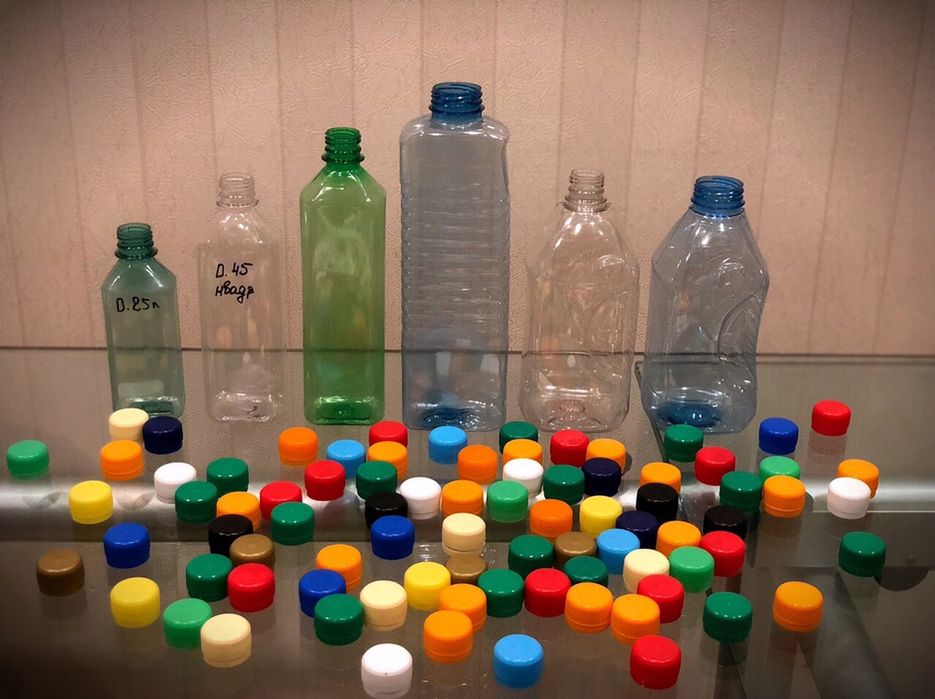 Пластиковая бутылка ( Пет Тара )