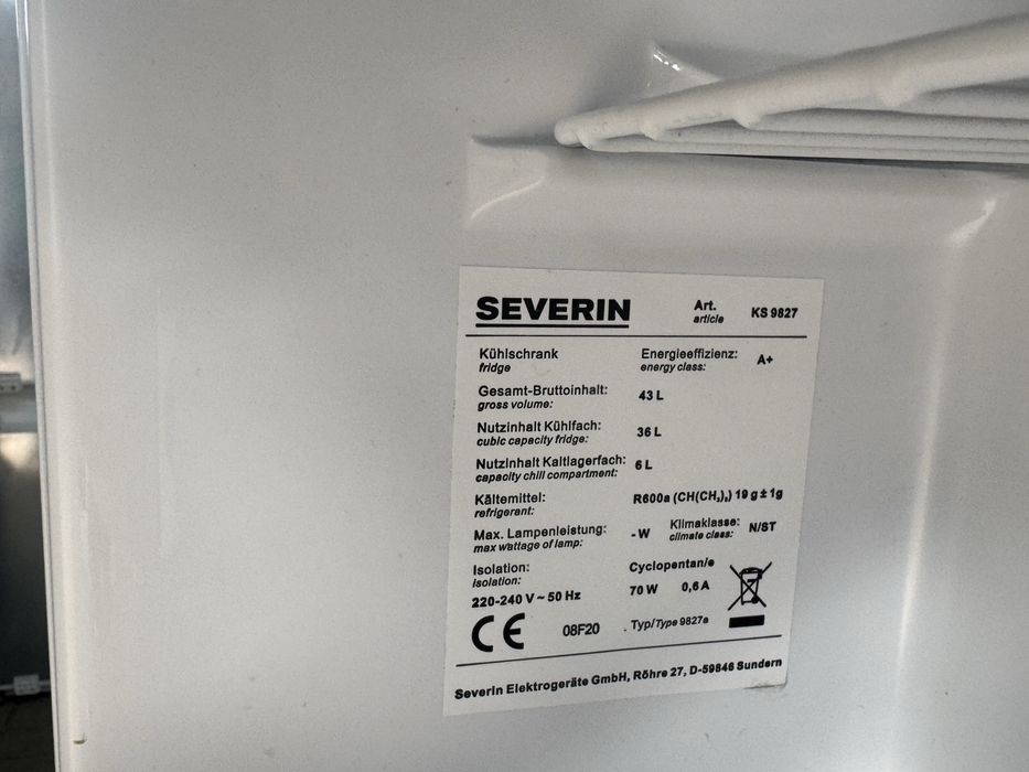 Kostka  Mini  lodówka Severin  Ks9827  biała