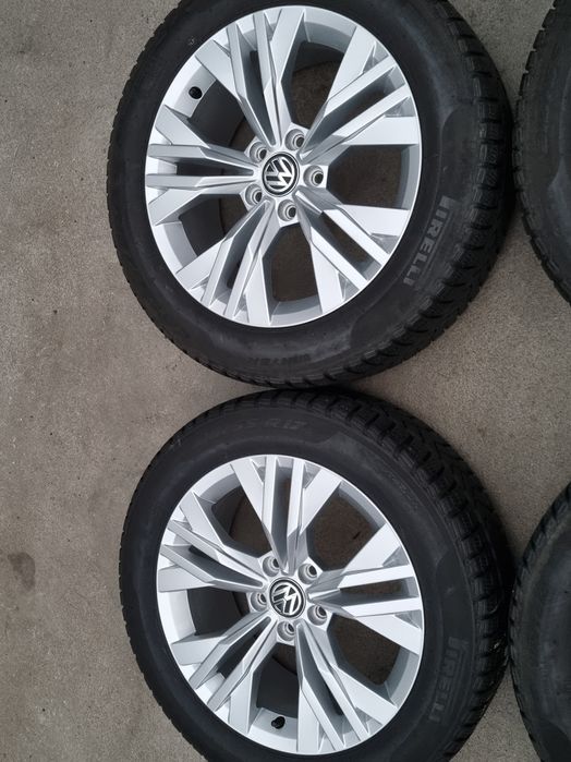 Koła Zimowe Alu 17" VW Passat B8 B9 T-Roc Touran II 5x112 Oryginalne