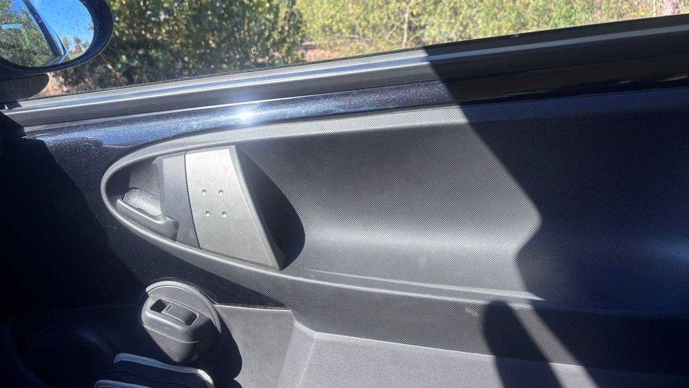 Peugeot 107, 1.0 de 2 portas