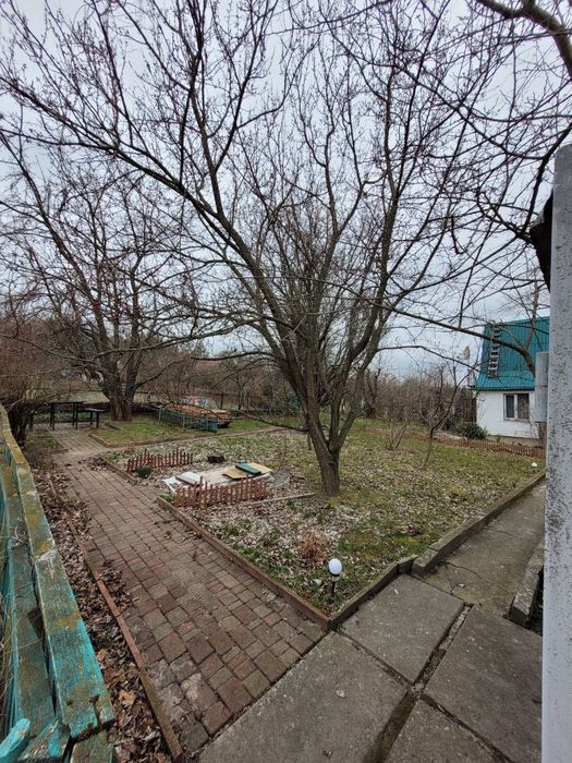 Продається затишна дача