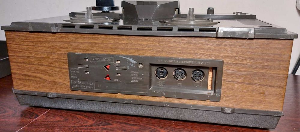 Магнітофон Grundig TK 145