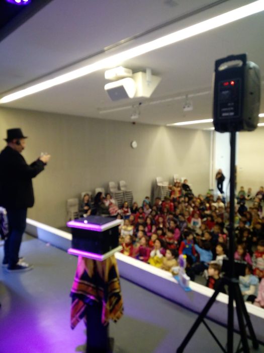 Mágico Ilusionista *Magic Shows*