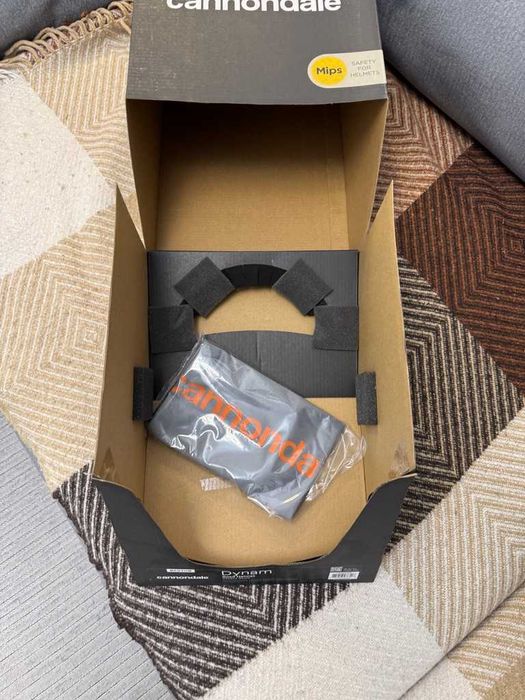 Cannondale Dynam Mips L 55-59 шолом шлем вело шосе гревел мтб цк