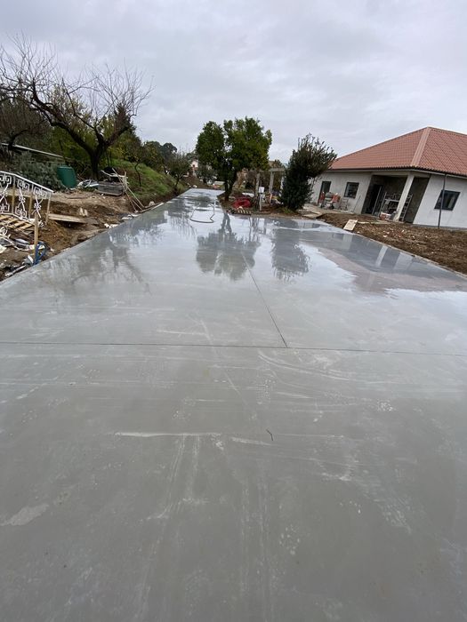 Pavimentos em betao.