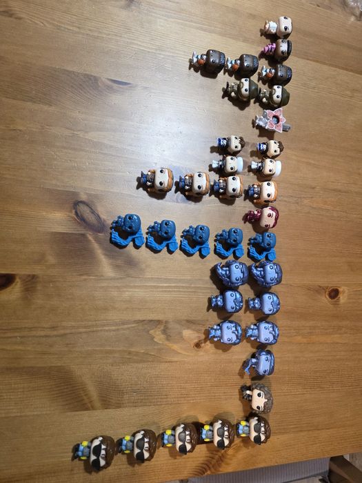 Figurki Kinder joy stranger things