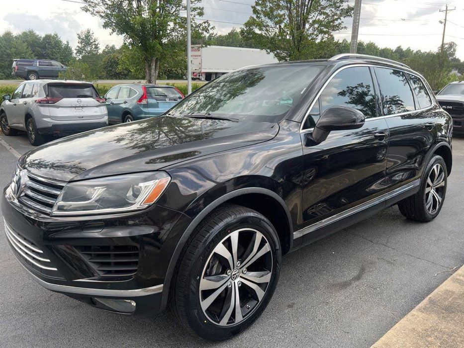 Volkswagen Touareg      2017
