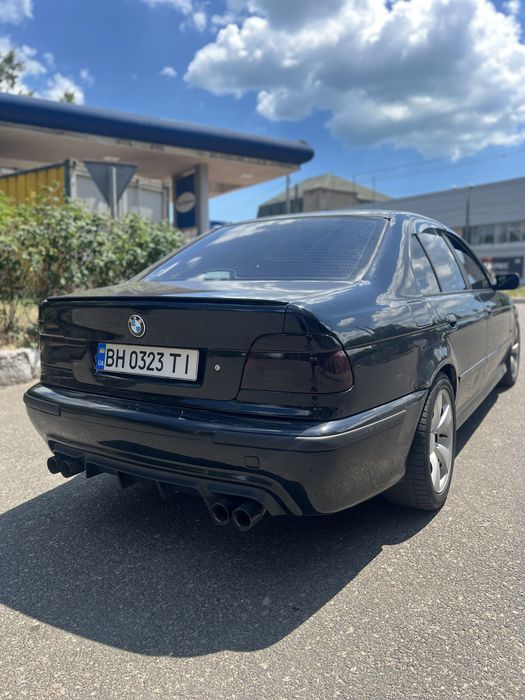 Продам Е39 M52B28TU
