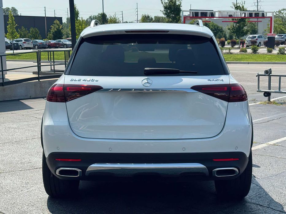 Mercedes-Benz GLE 450e 4MATIC      2025