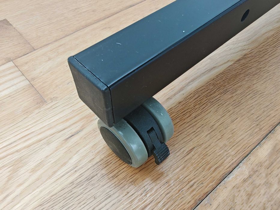 Mesa de Escritório Preta 80x60 | Secretária para Computador, Home Office ou Gaming | ALTURA 60cm | Bom Estado