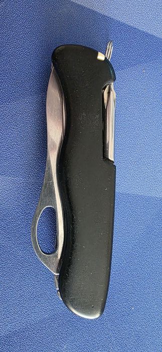 Victorinox Trailmaster One Hand Black uzywany