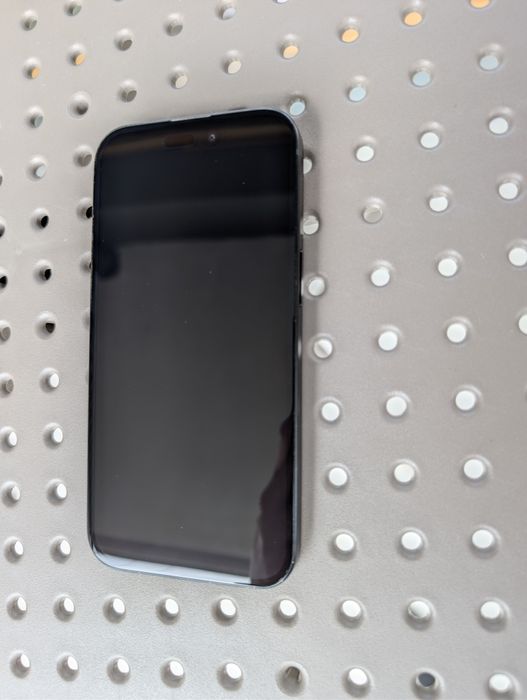 iPhone 15 w bardzo dobrym stanie