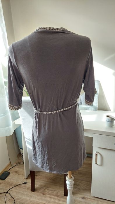 Podomka z kieszeniami