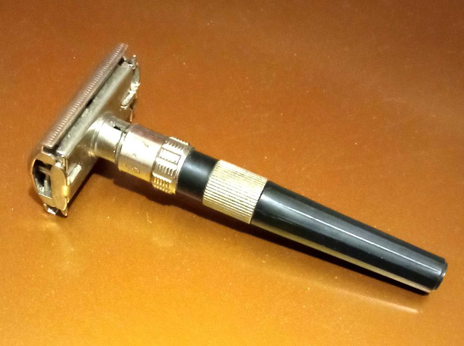 Станок бритвенный Gilette Идеал"Дипломат" бабочка