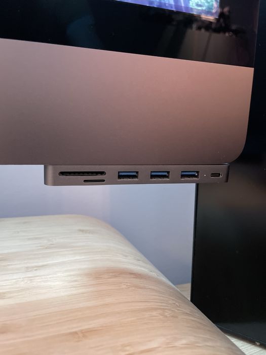 IMac Pro 27" 8-core xeon 32gb