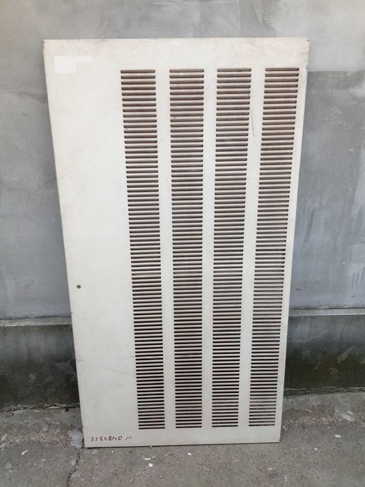 Продам крышка, решётка, дверька.