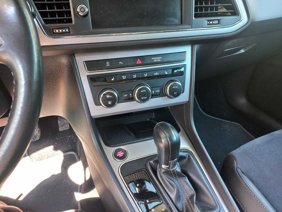 SEAT Leon — fotografia 11