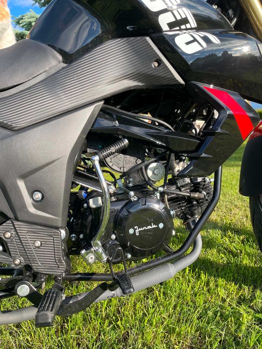 SPRZEDAM MOTOR JUNAK 906, TYLKO 300km przejechane .