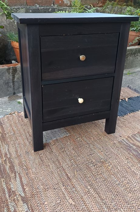 Mesa cabeceira HEMNES