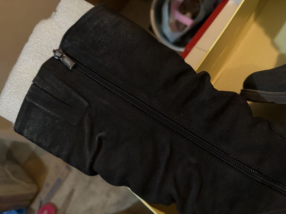 Продам женские зимние сапоги ботинки туфли