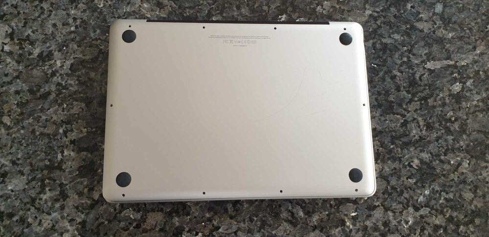Macbook pro 13 2011 i5 12gb ram