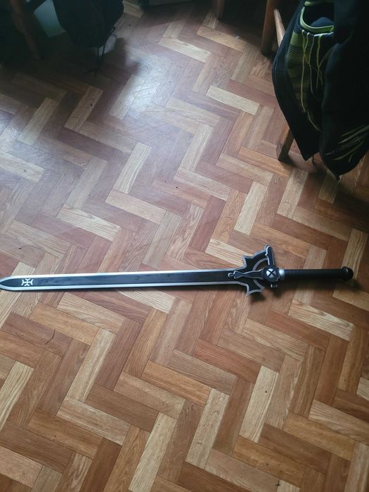 Miecz Kirito – to replika broni jaką władał Kirito –