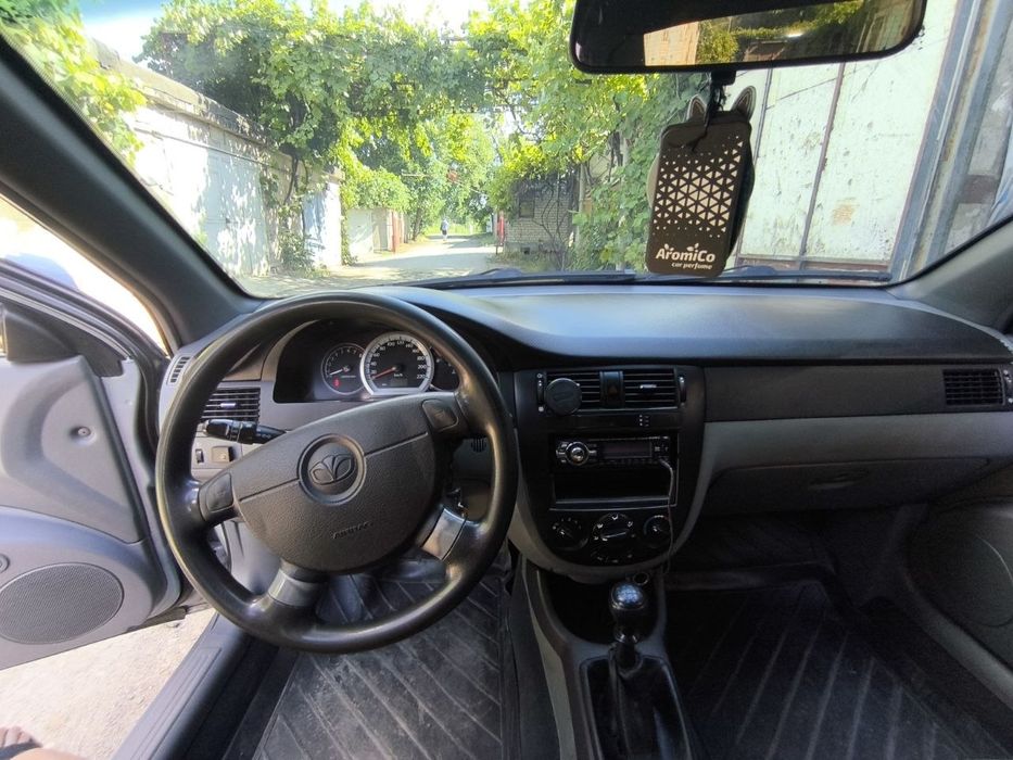 Daewoo dentra, lacetti 2013року