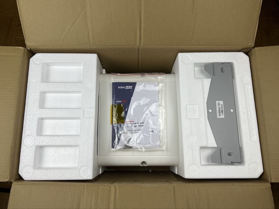 Falownik trójfazowy SolarEdge SE9K-RWOTEBEN4