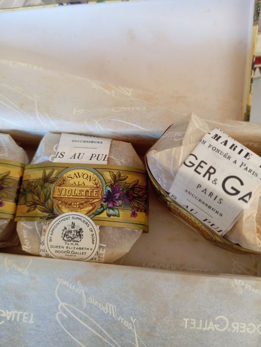 Caixa para colecionador Roger & Gallet  (rara)