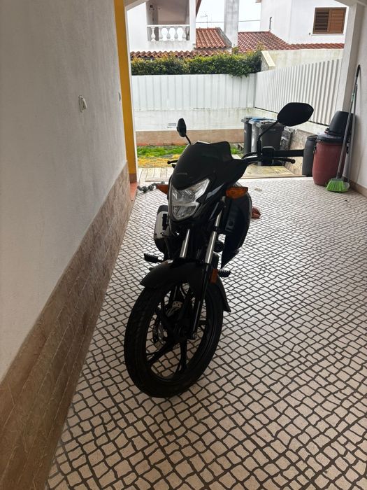Vendo cbf125f de 2023