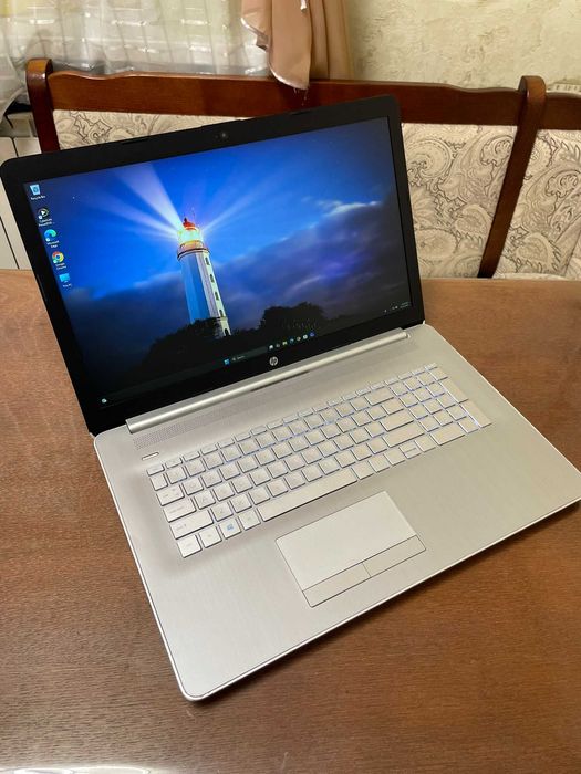 Ноутбук 17" FHD HP 17-BY2053CL (i5-10210U/16Gb/SSD 256Gb/Intel)