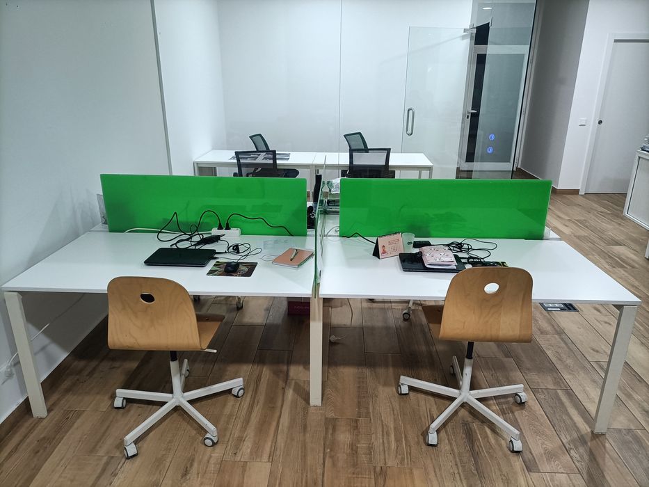 Mesa call center 4 lugares
