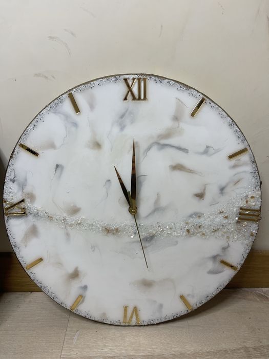 Годинник ( часы) з епоксидної смоли 40 см.