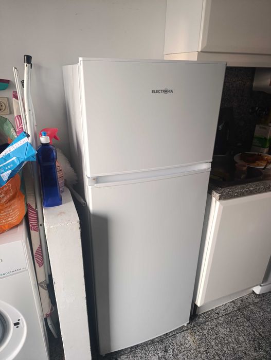 Frigorífico novo