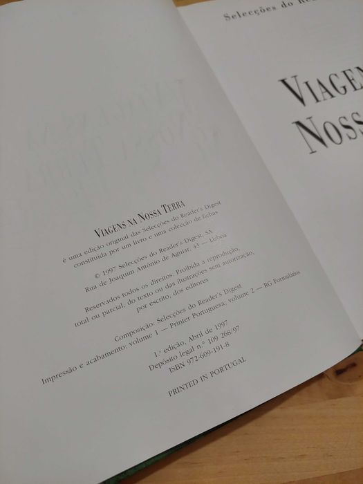 Livro Viagens na nossa Terra - vol 1 e 2